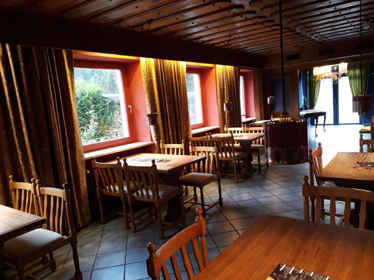 Pizzeria A Penzion Banderas Байериш-Айзенштайн Экстерьер фото